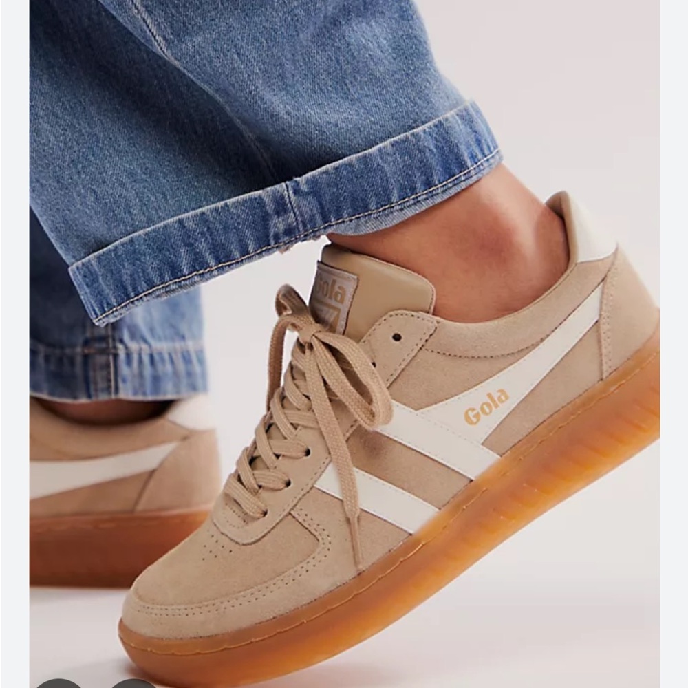 Gola Tan Sneakers